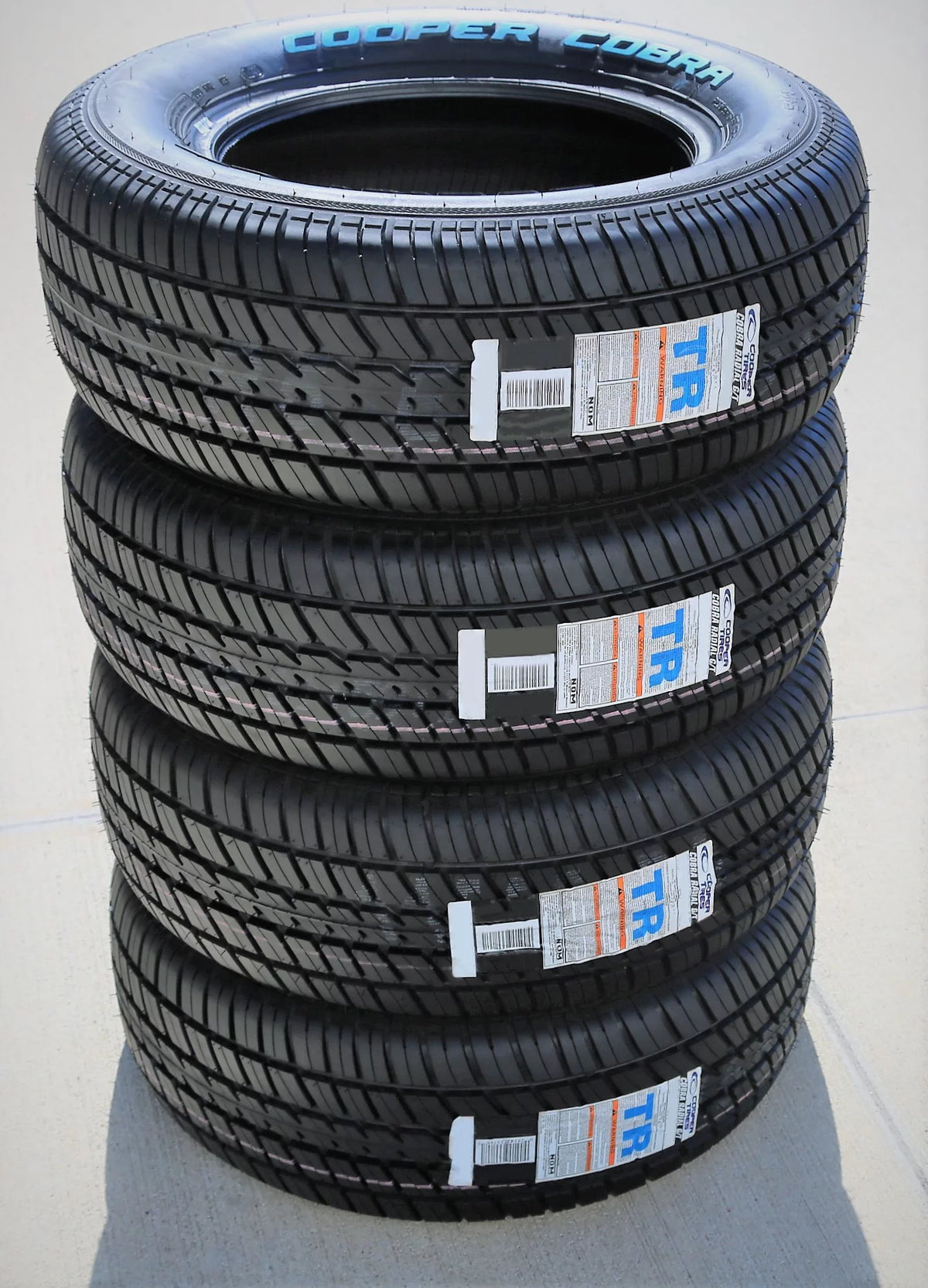 Set of 4 All Season Tires Y242704