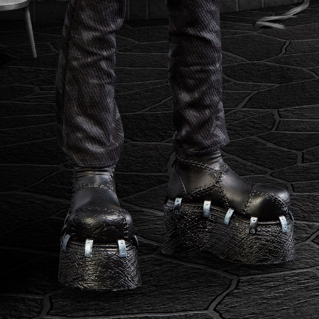 Monster High Skullector Doll Set Q811