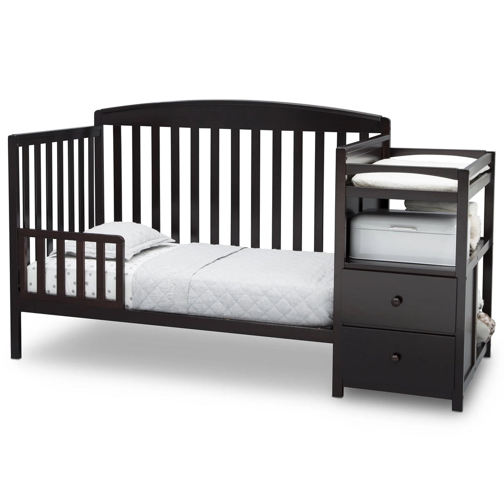4-in-1 Baby Crib & Changer, White O402188