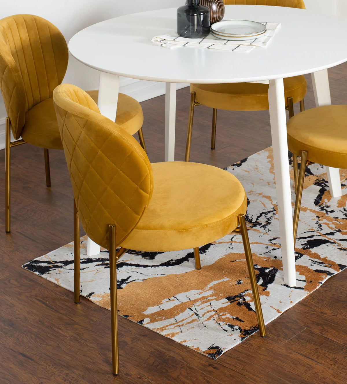 White 3-Piece Round Dining Table with 2 Chairs B425
