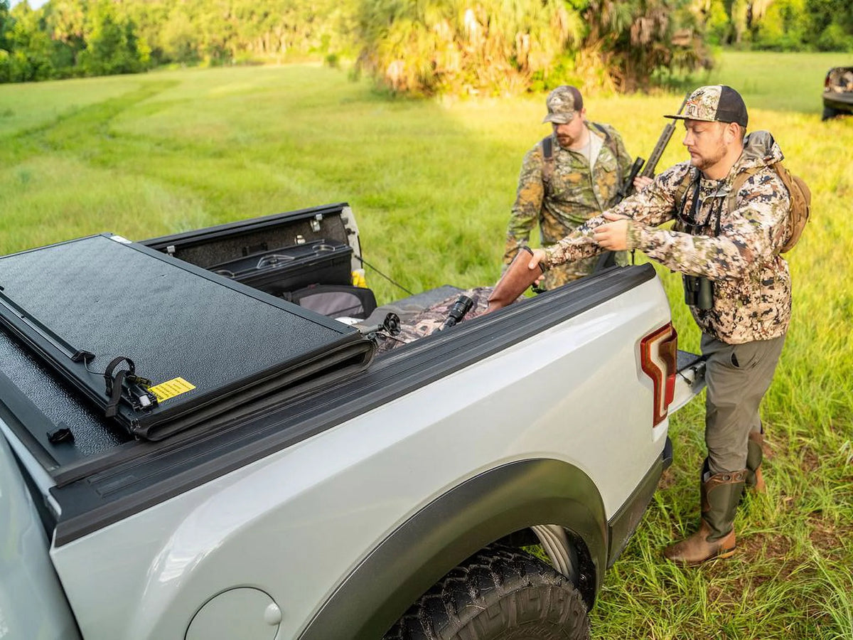 Hard Tri-Fold Truck Bed Tonneau Cover 5' 1 Bed L28935