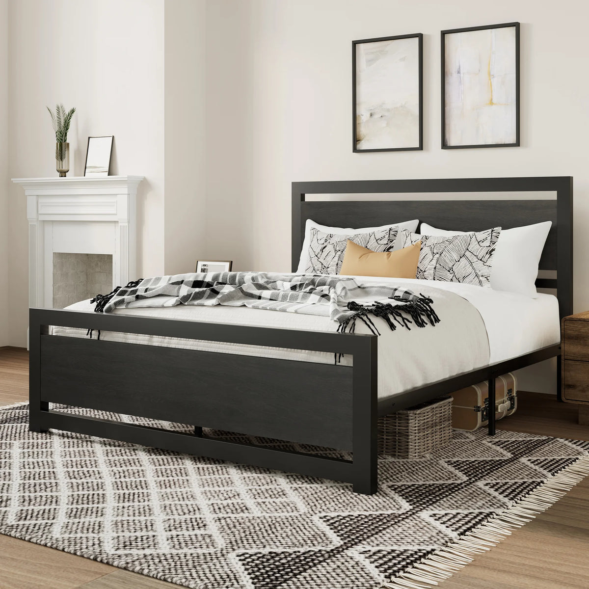 Queen Size Metal Platform Bed Frame with Headboard & Footboard I1732