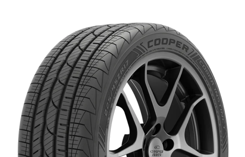 215/45ZR17 91W Performance Tire M65017