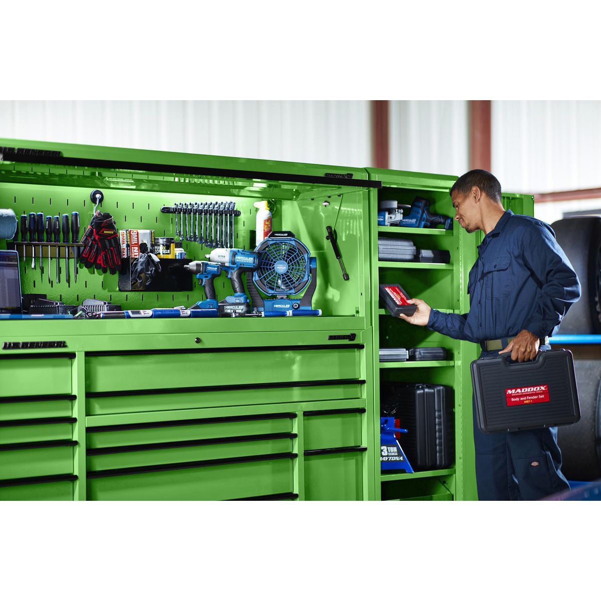 72 in. x 22 in. Green Work Center Hutch Q955