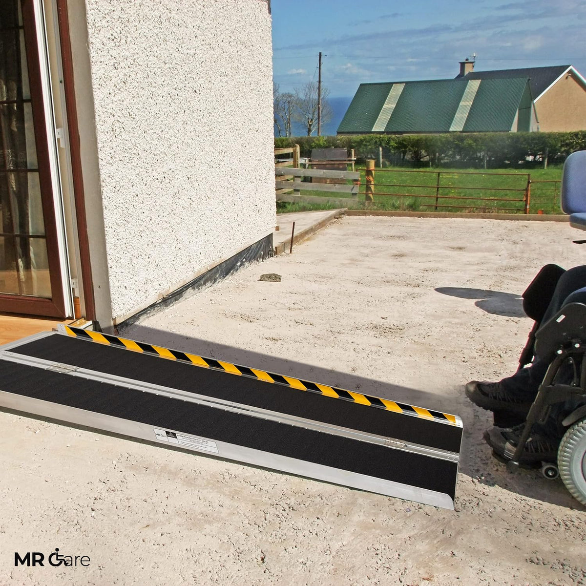 Portable Lightweight Foldable Wheelchair Ramp with Handle 6FT Z474705