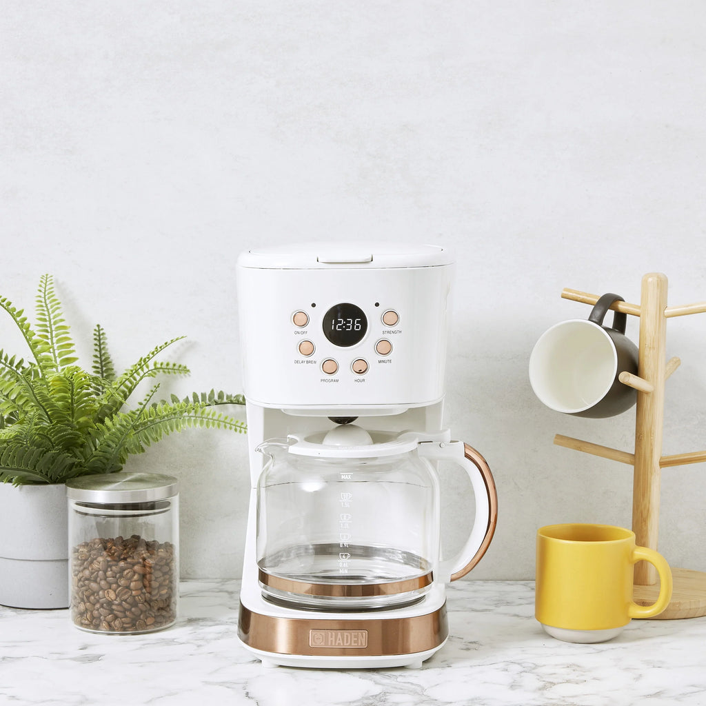 12-Cup Programmable Coffee Maker A51479