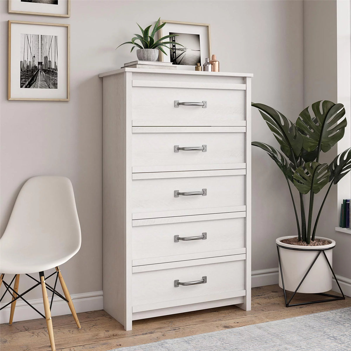 5 Drawer Ivory Oak Dresser O4947