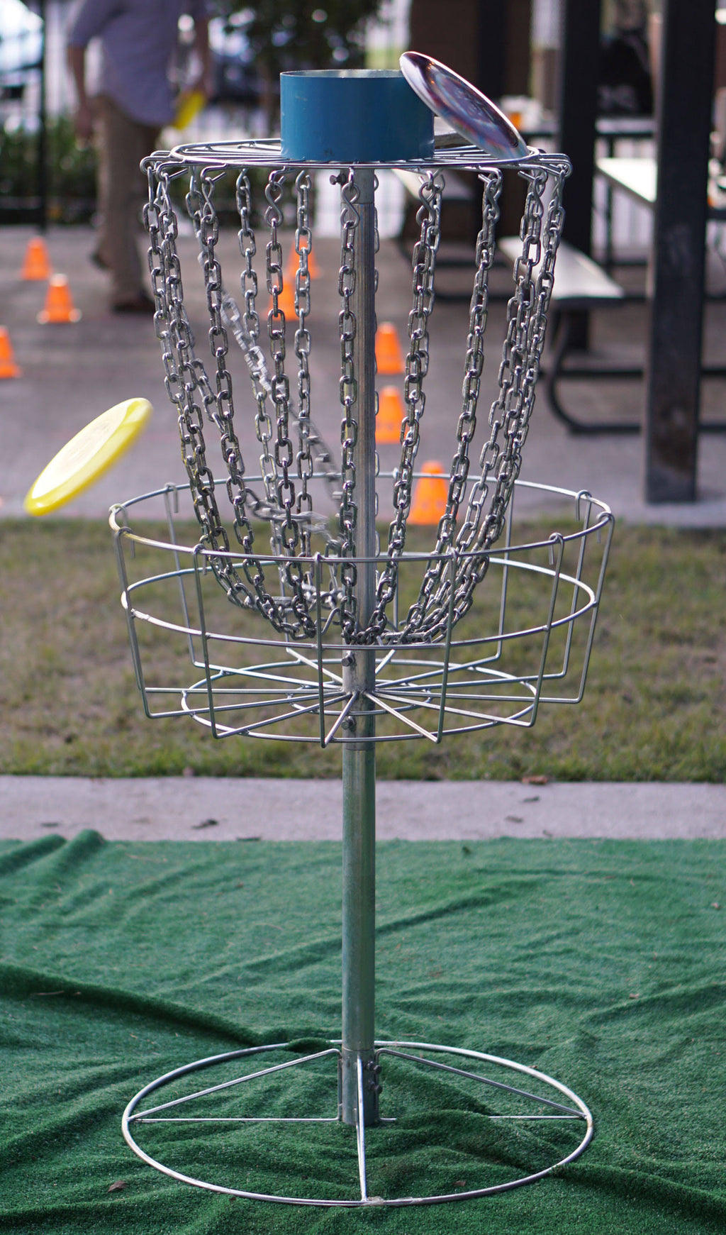Portable Steel Disc Golf Basket B4316