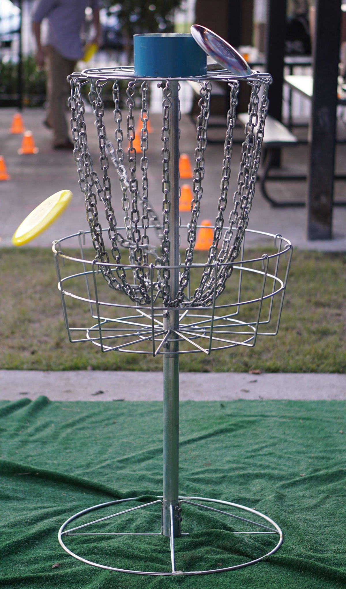 Portable Steel Disc Golf Basket B4316