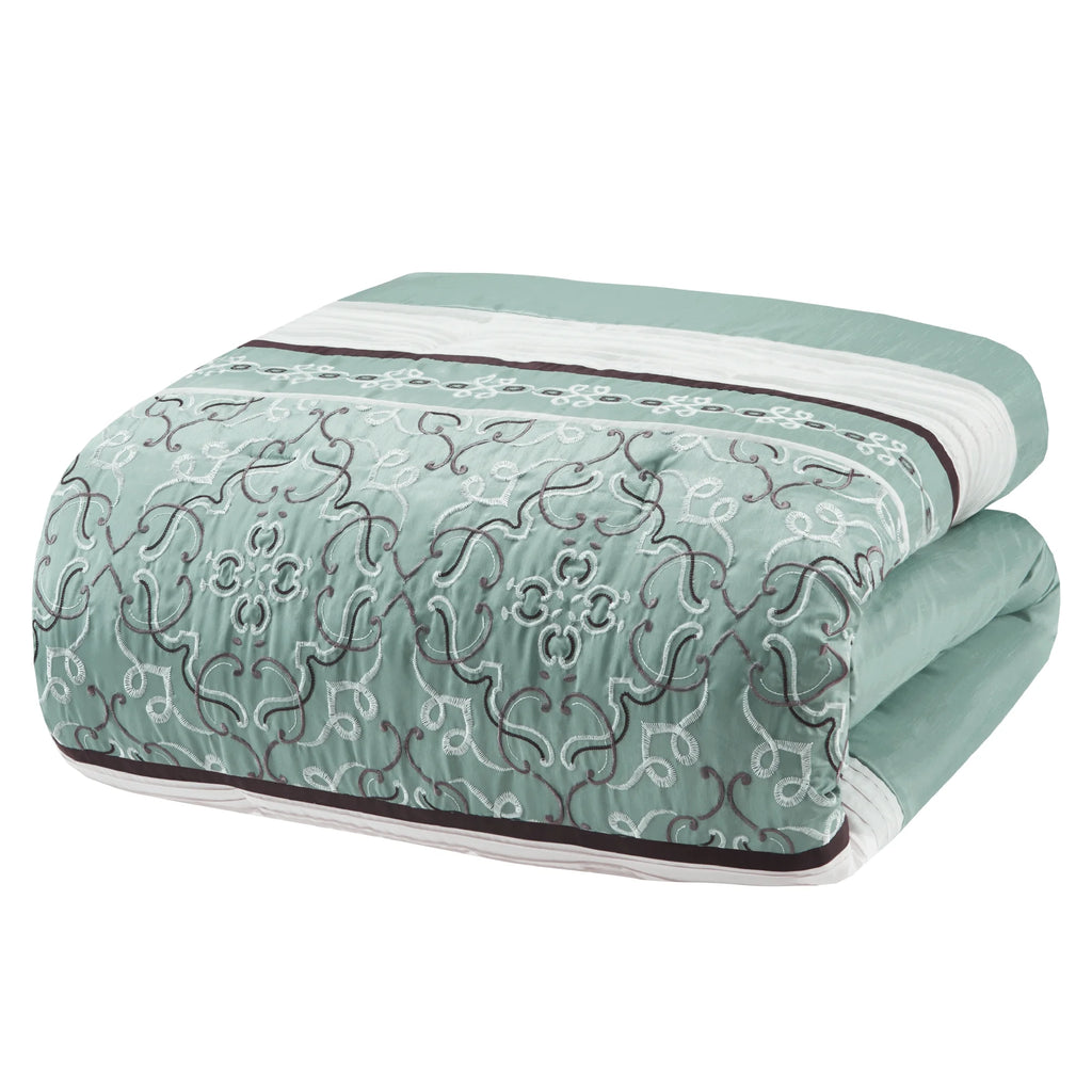 Cal King 24 Piece Room in a Bag L4826