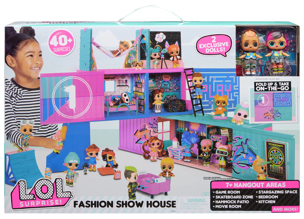 Fashion Show House Playset with 2 Dolls M6961